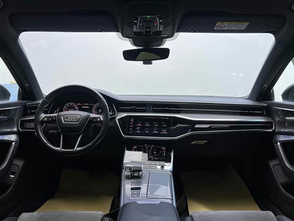 奥迪A6L 2020款 40 TFSI 豪华动感型