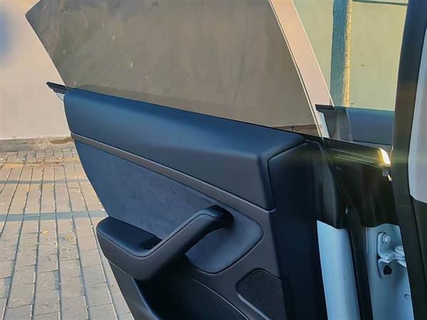 Model 3 2020款 标准续航后驱升级版