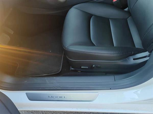 Model 3 2020款 标准续航后驱升级版