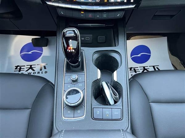 凯迪拉克XT4 2024款 28T 两驱豪华型