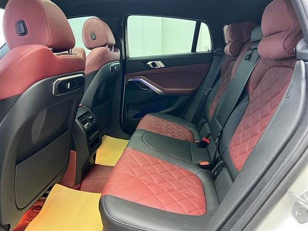 宝马X6 2023款 xDrive30i M运动套装