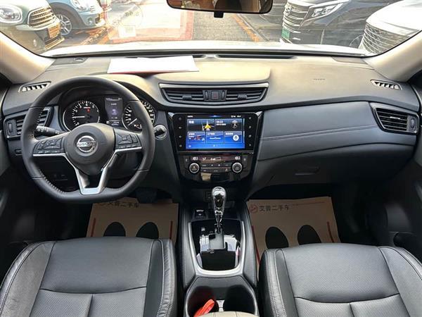 奇骏 2019款 2.0L CVT智联舒适版 2WD