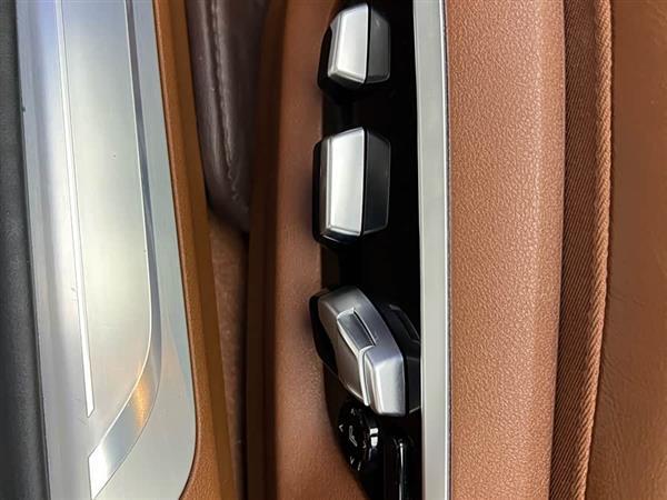宝马7系 2018款 750Li xDrive M运动套装