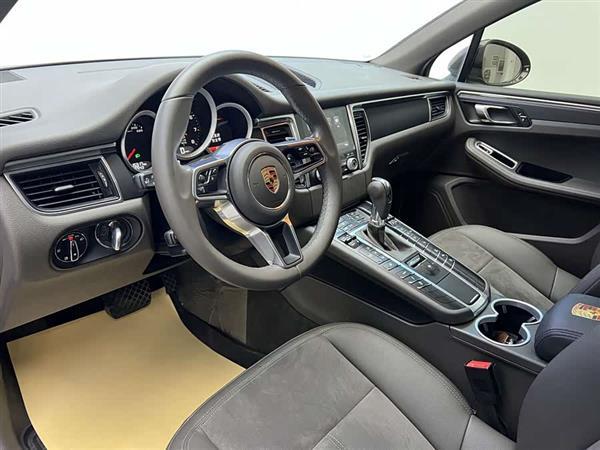 Macan 2017款  Macan 2.0T