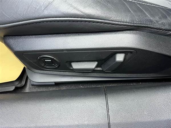 奥迪A6L 2021款 45 TFSI 臻选动感型