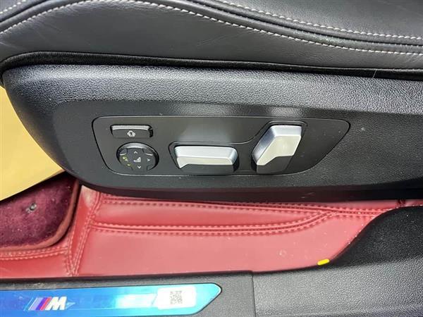 宝马X6 2023款 xDrive30i M运动套装