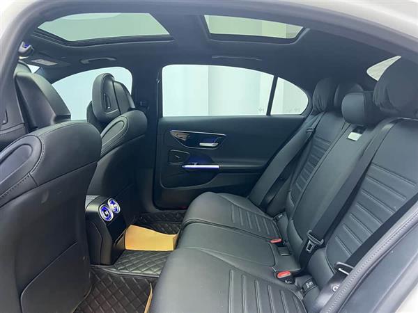奔驰C级 2025款 C 260 L 运动版