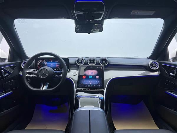 奔驰C级 2025款 C 260 L 运动版