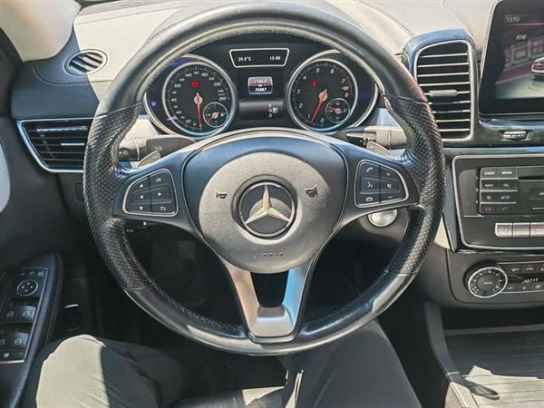 奔驰GLE轿跑 2015款 GLE 320 4MATIC 轿跑SUV