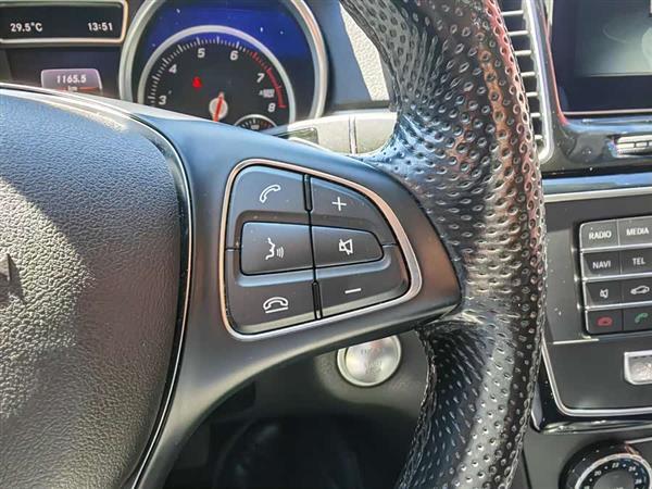 奔驰GLE轿跑 2015款 GLE 320 4MATIC 轿跑SUV