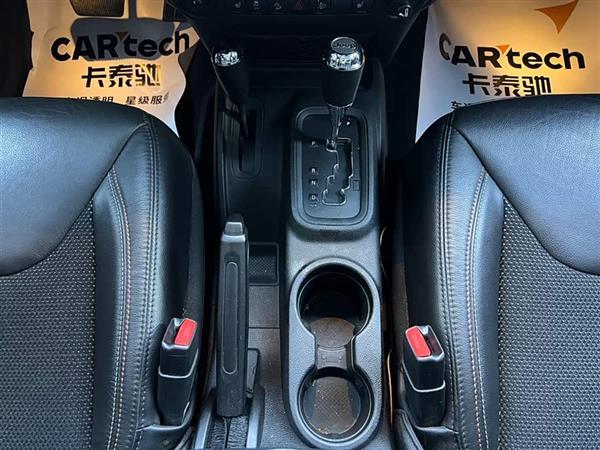 牧马人 2016款 3.0L Sahara 75周年致敬版
