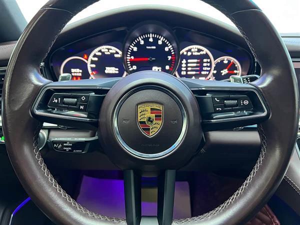 Panamera 2021款 Panamera 行政加长版 2.9T