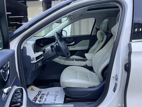 冒险家 2023款 2.0T 两驱尊享版