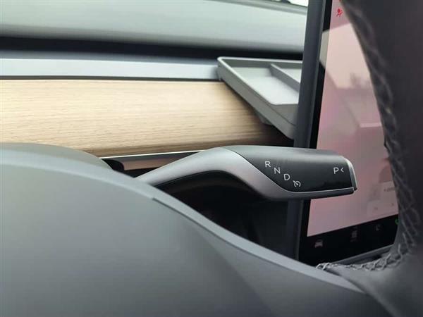 Model Y 2022款 改款 后轮驱动版