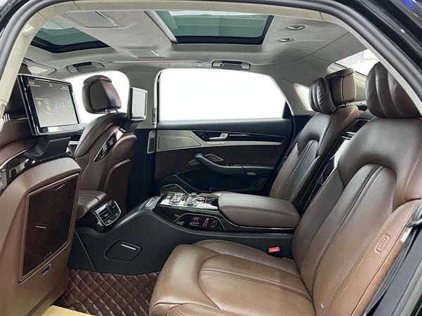 奥迪A8 2017款 A8L 6.3 FSI W12 quattro旗舰型