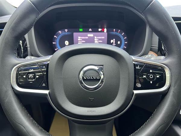 沃尔沃XC60 2023款 B5 四驱智远豪华版