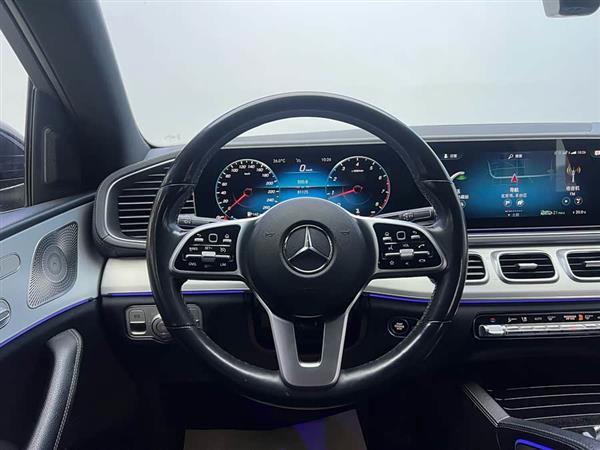 奔驰GLE轿跑 2020款 GLE 350 4MATIC 轿跑SUV 时尚型