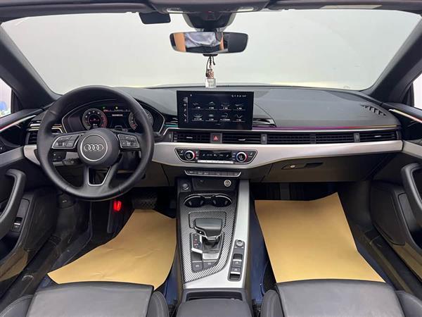 奥迪A5(进口) 2023款 Cabriolet 40 TFSI 时尚动感型
