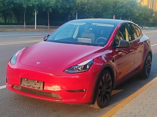 Model Y 2022款 Performance高性能全轮驱动版