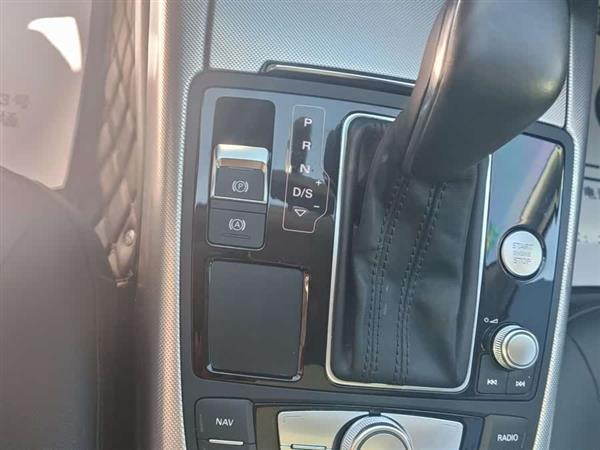 奥迪A6L 2017款 45 TFSI quattro 运动型