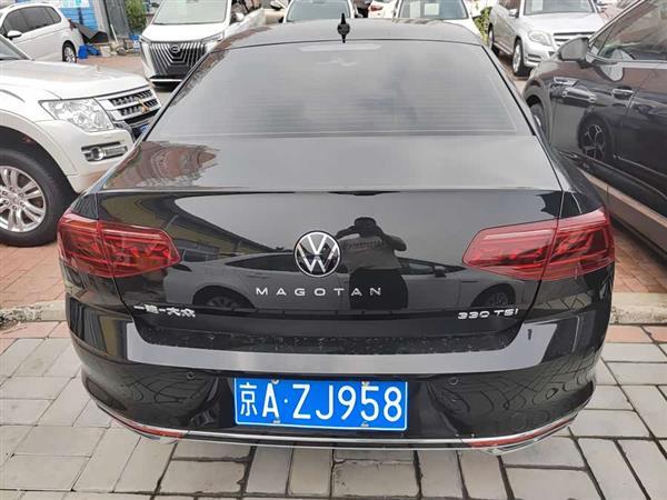 迈腾 2024款 200万辆众享款 330TSI DSG豪华型
