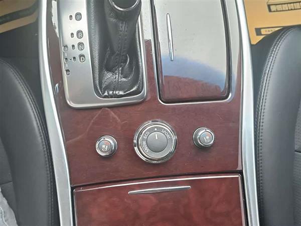 英菲尼迪Q70 2013款 Q70L 2.5L 舒适版