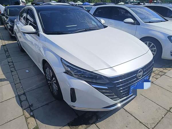 天籁 2022款 2.0L XE 纯享版