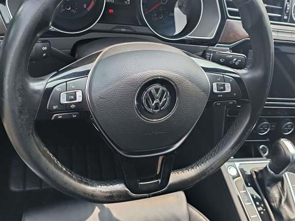 迈腾 2019款 330TSI DSG 豪华型 国VI