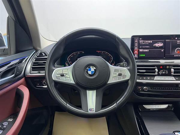 宝马X3 2022款 改款 xDrive25i M运动套装