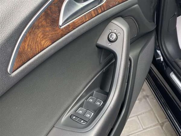 奥迪A6L 2017款 45 TFSI quattro 运动型