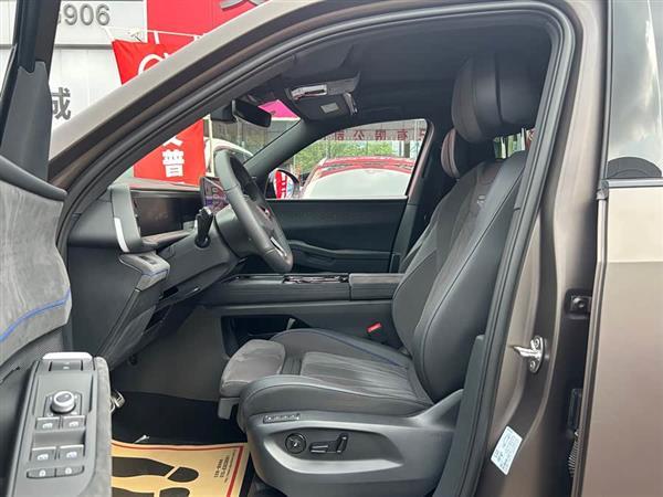 途昂 2025款 途昂 Pro 450TSI 四驱登峰版