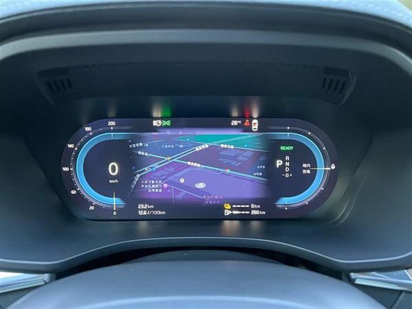 沃尔沃XC60插电式混动 2025款 插电式混动 长续航四驱智远豪华版