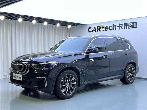 宝马X5 2022款 改款 xDrive 30Li 尊享型M运动套装