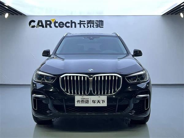 宝马X5 2022款 改款 xDrive 30Li 尊享型M运动套装