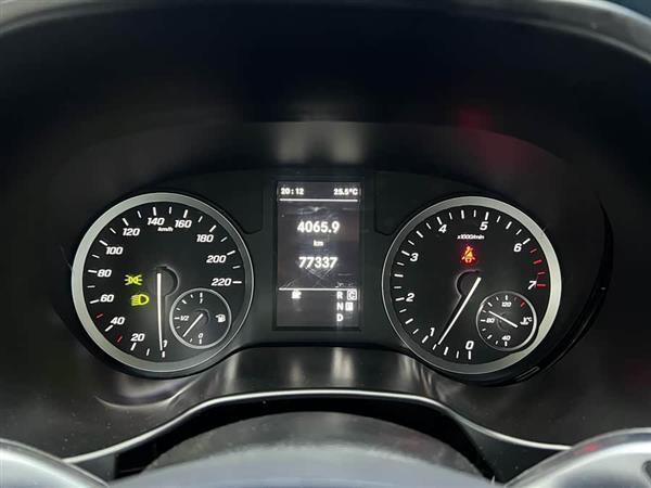 威霆 2020款 2.0T 商务版 7座