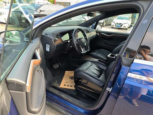 Model X 2016款 Model X 90D