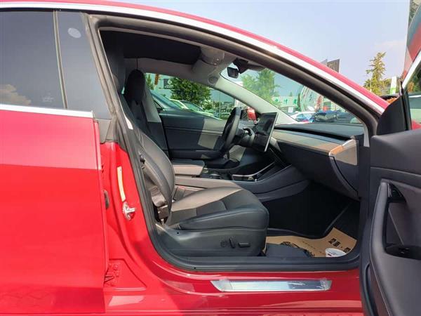 Model 3 2020款 标准续航后驱升级版