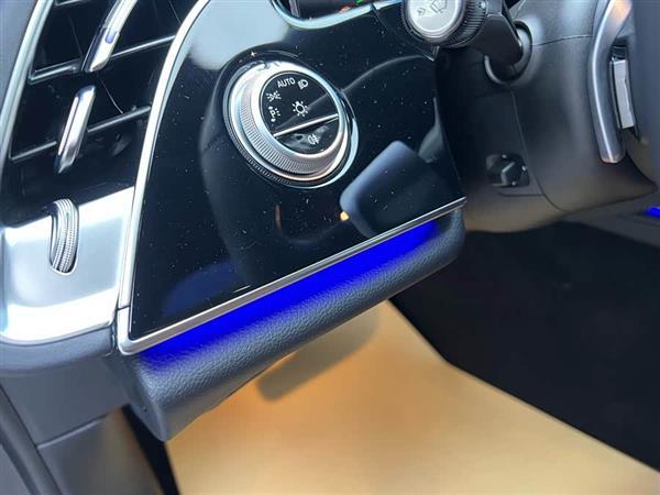 奔驰E级 2025款 改款 E 300 L 豪华型