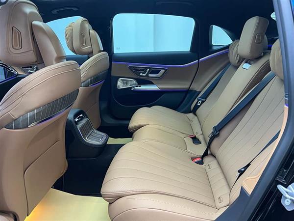 奔驰E级 2025款 改款 E 300 L 豪华型