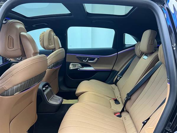 奔驰E级 2025款 改款 E 300 L 豪华型