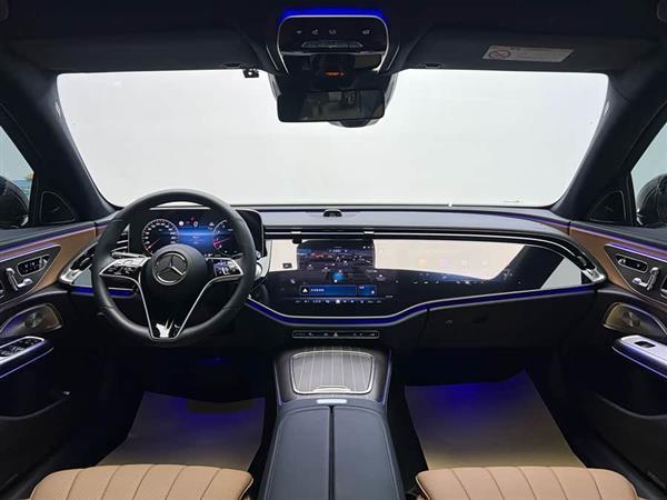 奔驰E级 2025款 改款 E 300 L 豪华型