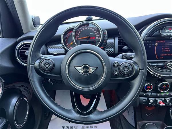 MINI 2015款 2.0T COOPER S 五门版