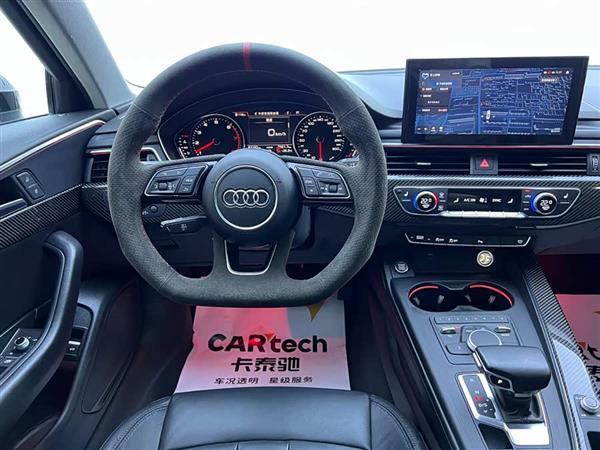 奥迪A4L 2019款 45 TFSI quattro 个性运动版 国VI