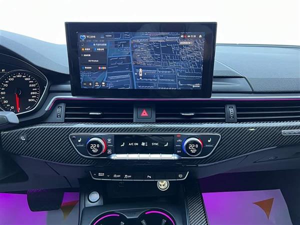 奥迪A4L 2019款 45 TFSI quattro 个性运动版 国VI