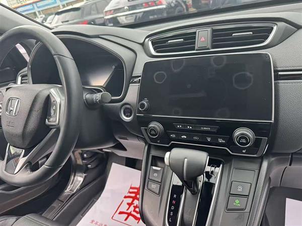 本田CR-V 2017款 240TURBO CVT四驱豪华版