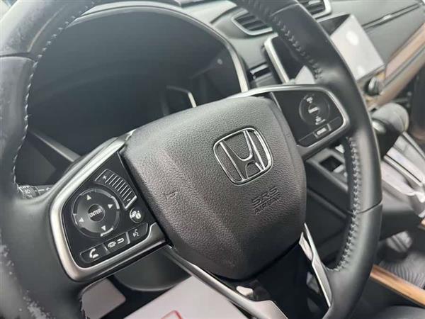 本田CR-V 2017款 240TURBO CVT四驱豪华版