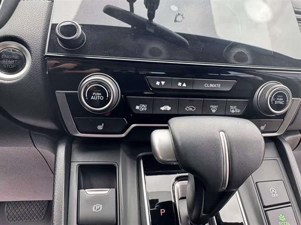 本田CR-V 2017款 240TURBO CVT四驱豪华版