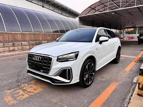 奥迪Q2L 2022款 35 TFSI 豪华动感型