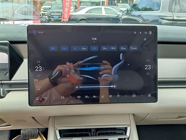 唐L 2025款 DM 215KM激光雷达旗舰型