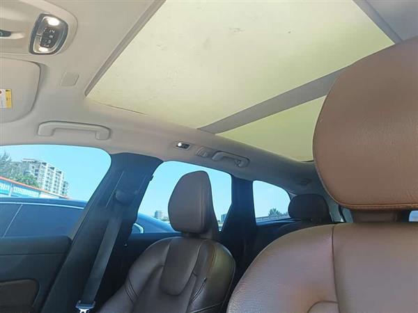 沃尔沃XC60 2019款 T5 四驱智远版 国VI